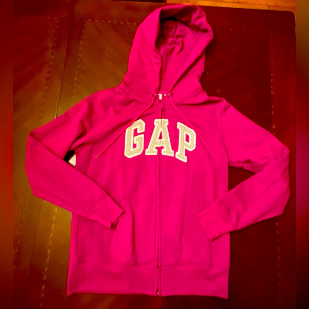 GAP hoodie for Ladies. New w/o Tag